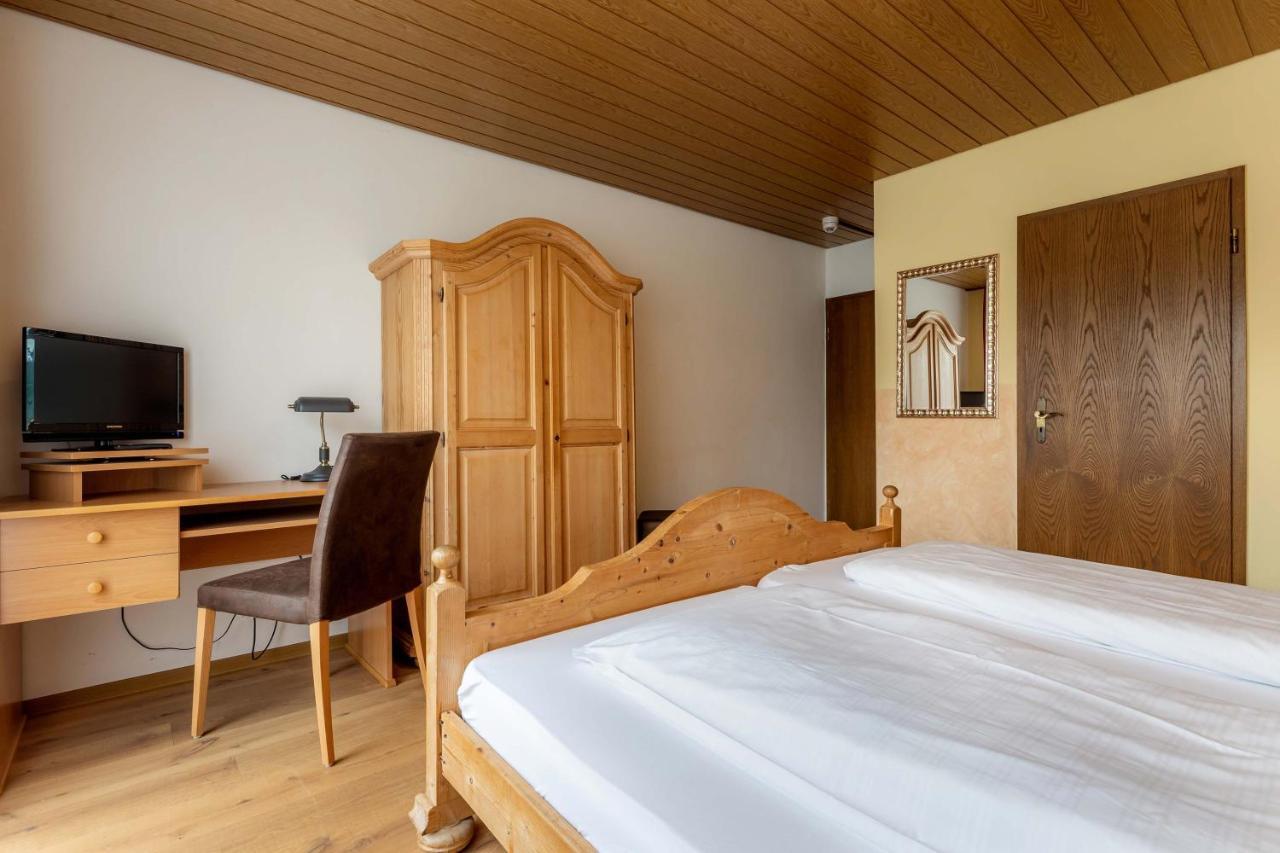 Landgasthof Moser & Restaurant Bootshaus Windorf  Екстериор снимка