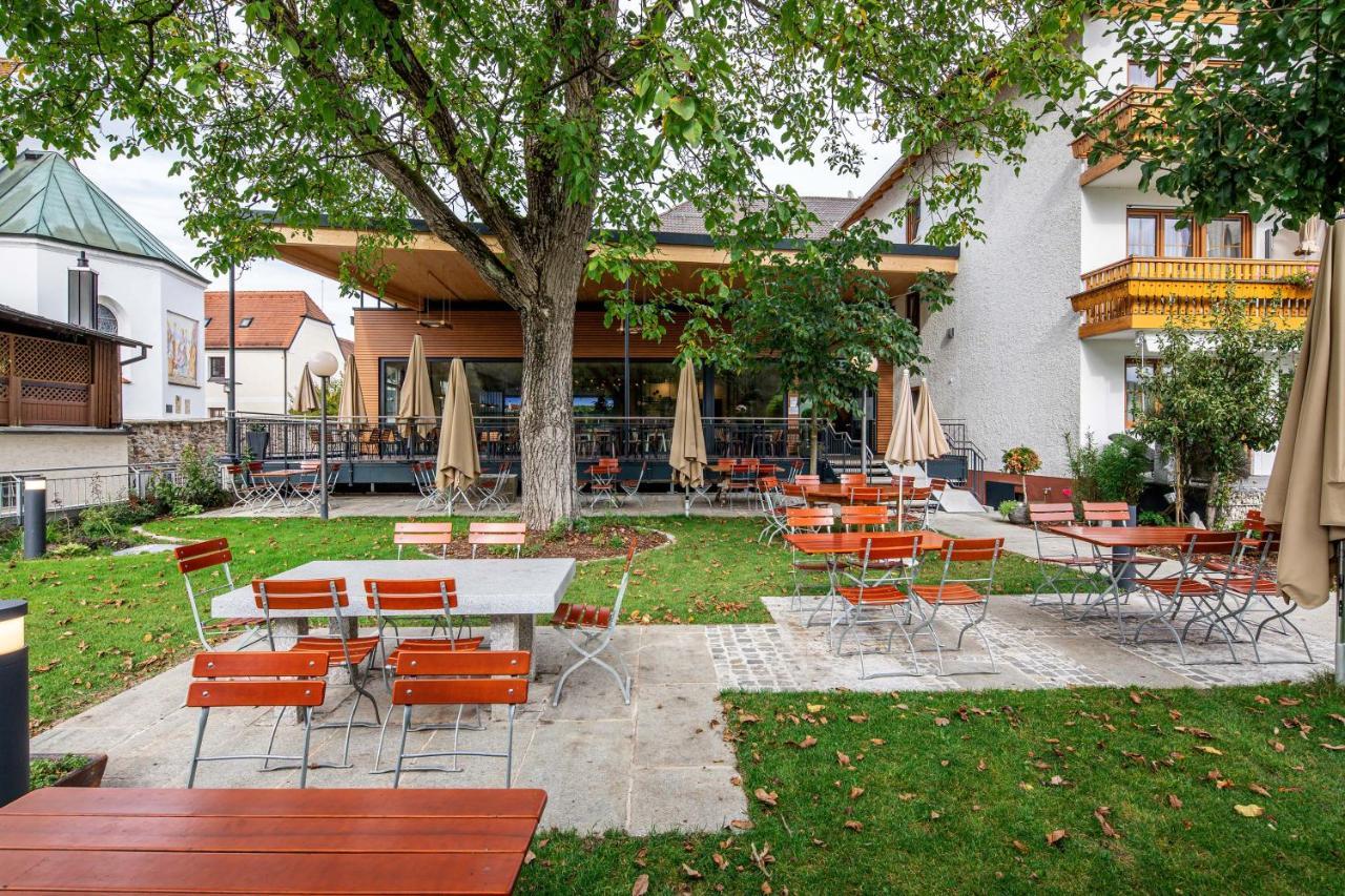 Landgasthof Moser & Restaurant Bootshaus Windorf  Екстериор снимка